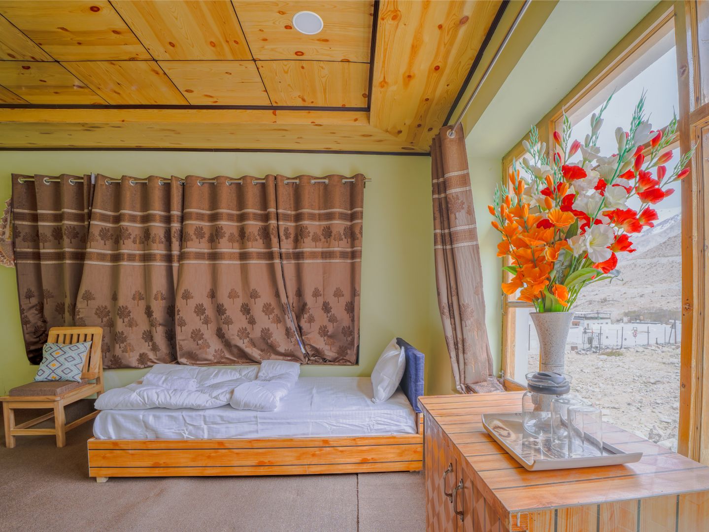 Karpon Homestay — authentic Ladakhi homestay in Khardong, Changthang, Ladakh