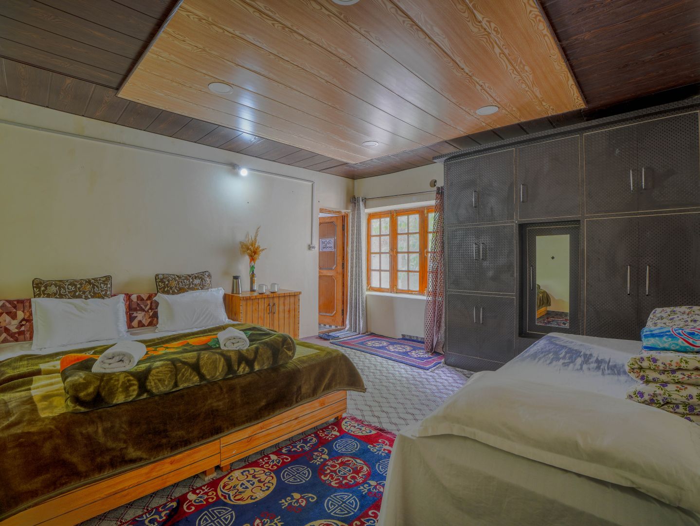 Ensa View Homestay - Image 4