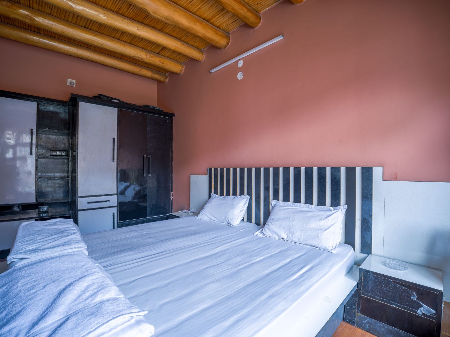 Room at Abdal Pa Homestay, a homestay in Achinathang, Sham, Ladakh